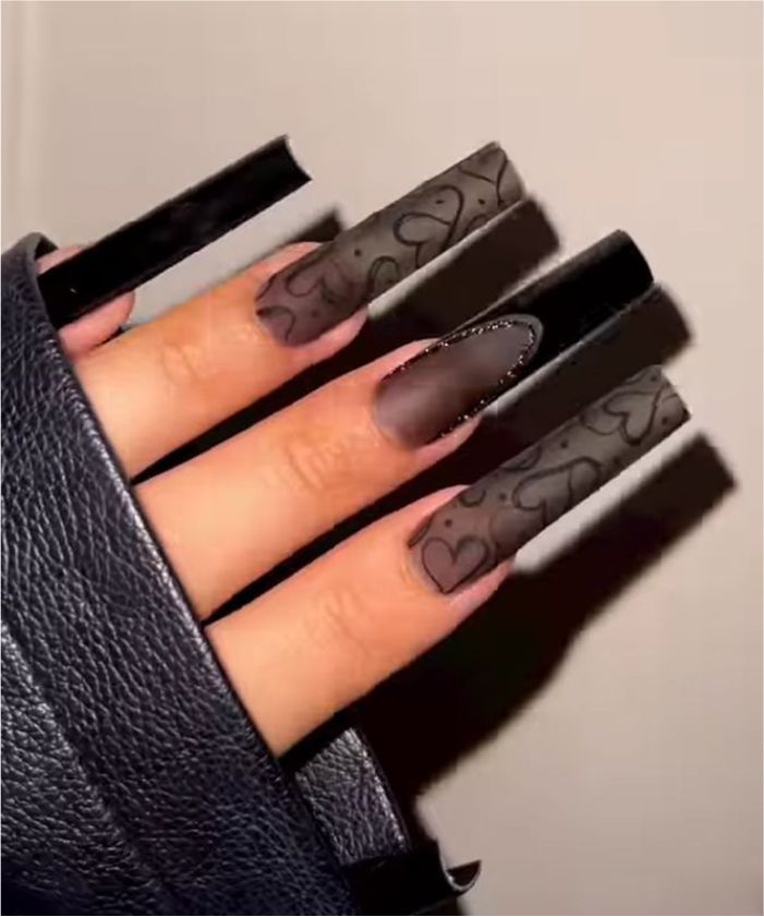 YU3GEMZ Charcoal Chic: Long Square Press-On Nails with Black Glitter and Silver Stars