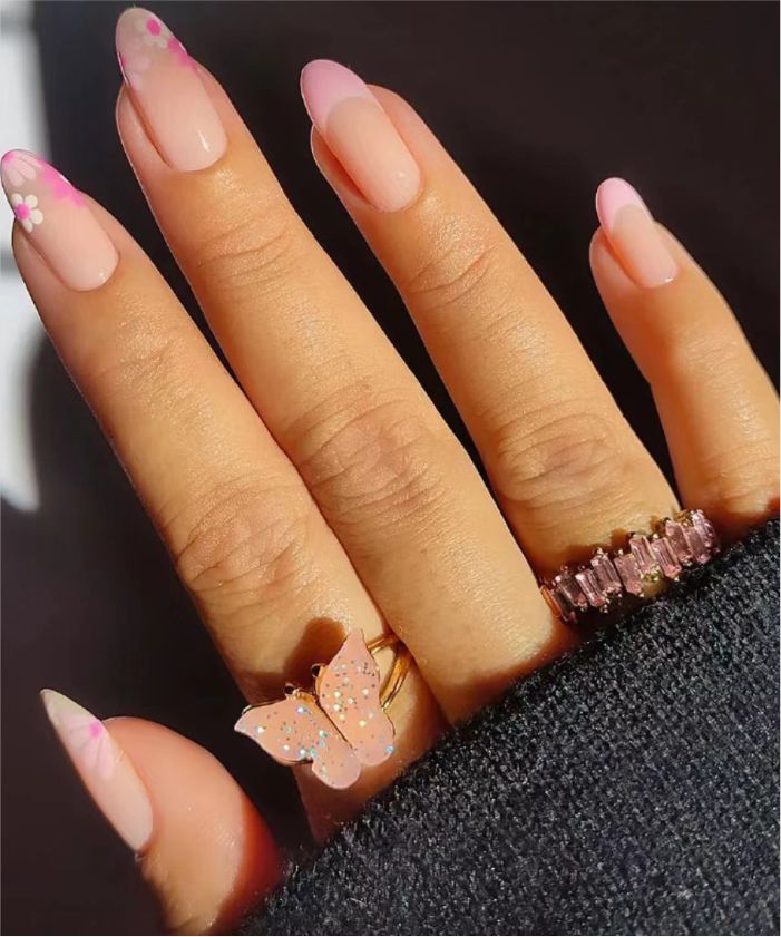 YU3GEMZ Blush Serenity: Medium Almond Press-On Nails with Pastel Pink Base and Floral Designs